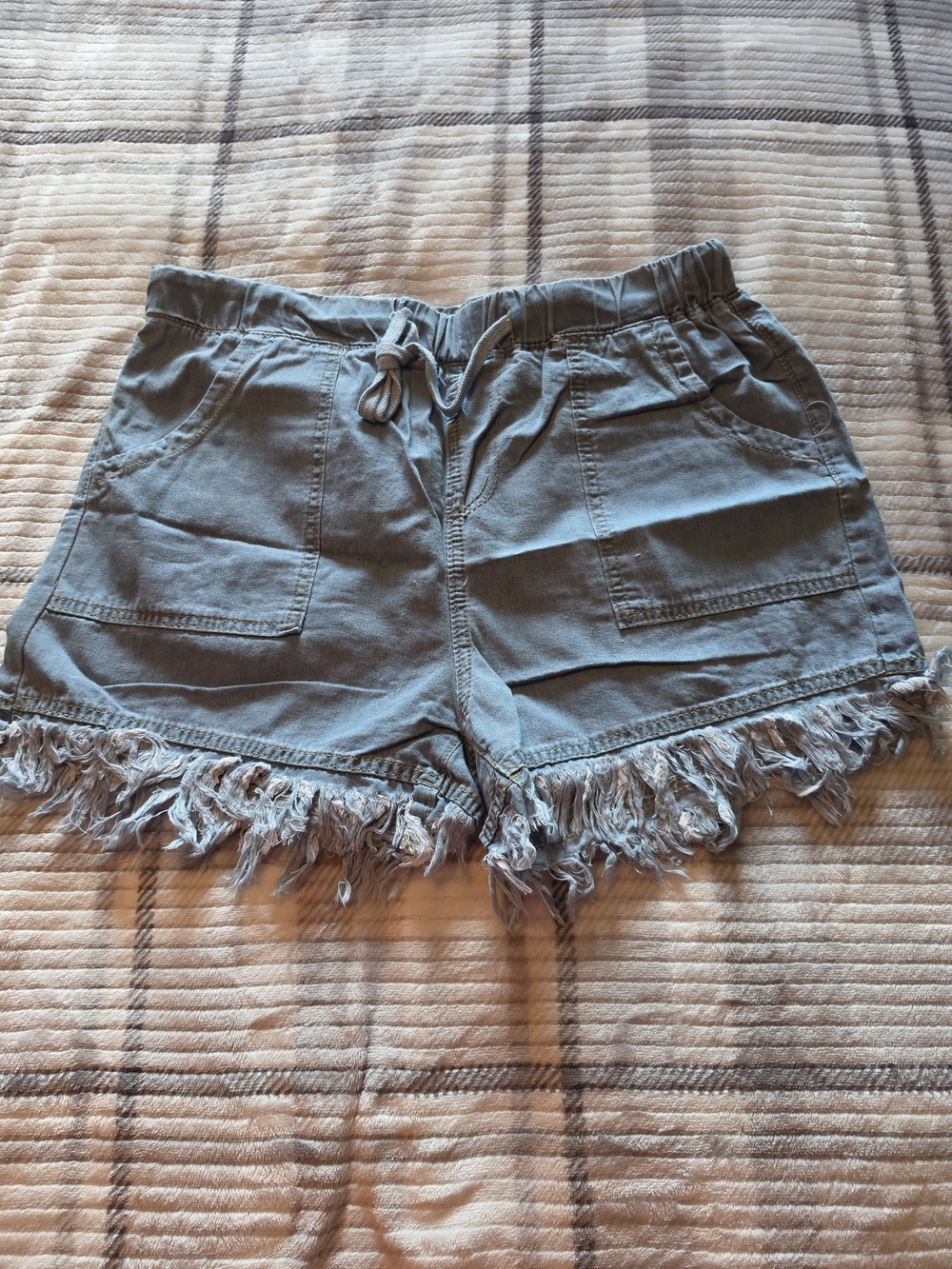 Casual Fringe Hem Women's Shorts - Blue